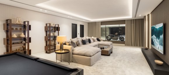 6 bedrooms Villa in Marbella, Spain No. 106227 22