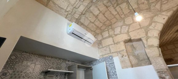 2-salle Appartement à Altamura, Italy No. 105895 2