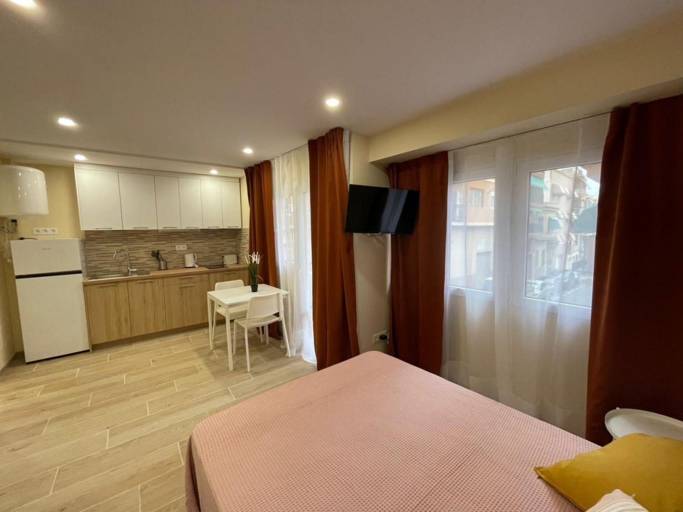 3 bedrooms Apartment in Alicante, Spain No. 283553