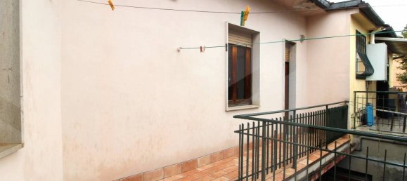 5 Schlafzimmer Wohnung in Pontedera, Italy, Nr. 19256 13