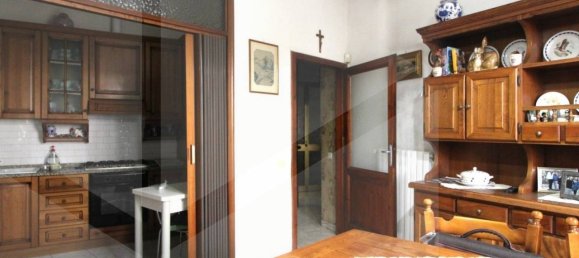 5 Schlafzimmer Wohnung in Pontedera, Italy, Nr. 19256 37