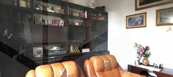 5 Schlafzimmer Wohnung in Pontedera, Italy, Nr. 19256 7
