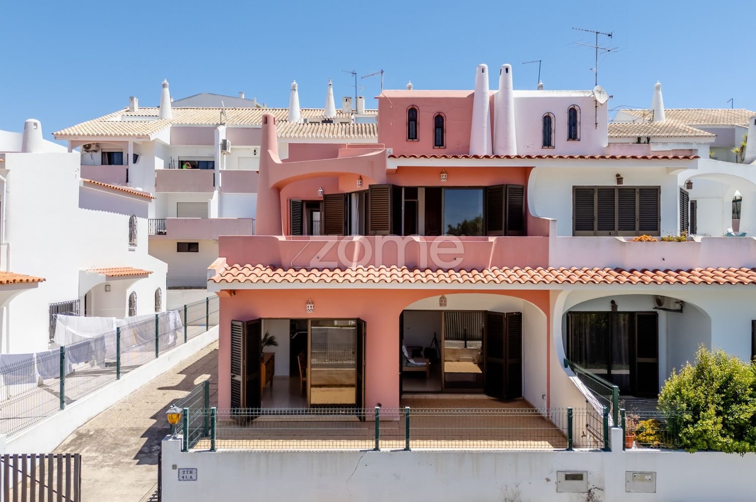 4 bedrooms House in Quarteira, Portugal No. 218856