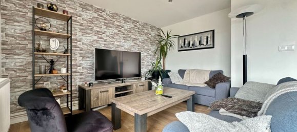 2 bedrooms Apartment in Saint-Etienne-du-Rouvray, France No. 354929 2