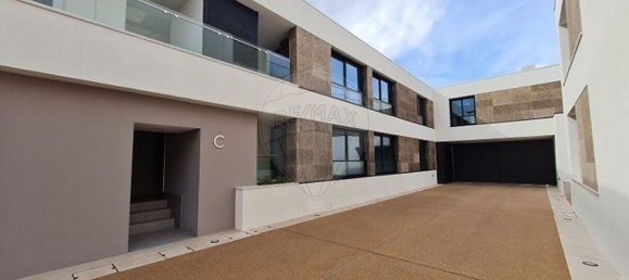 3 bedrooms Apartment in Faro, Portugal No. 233409 4