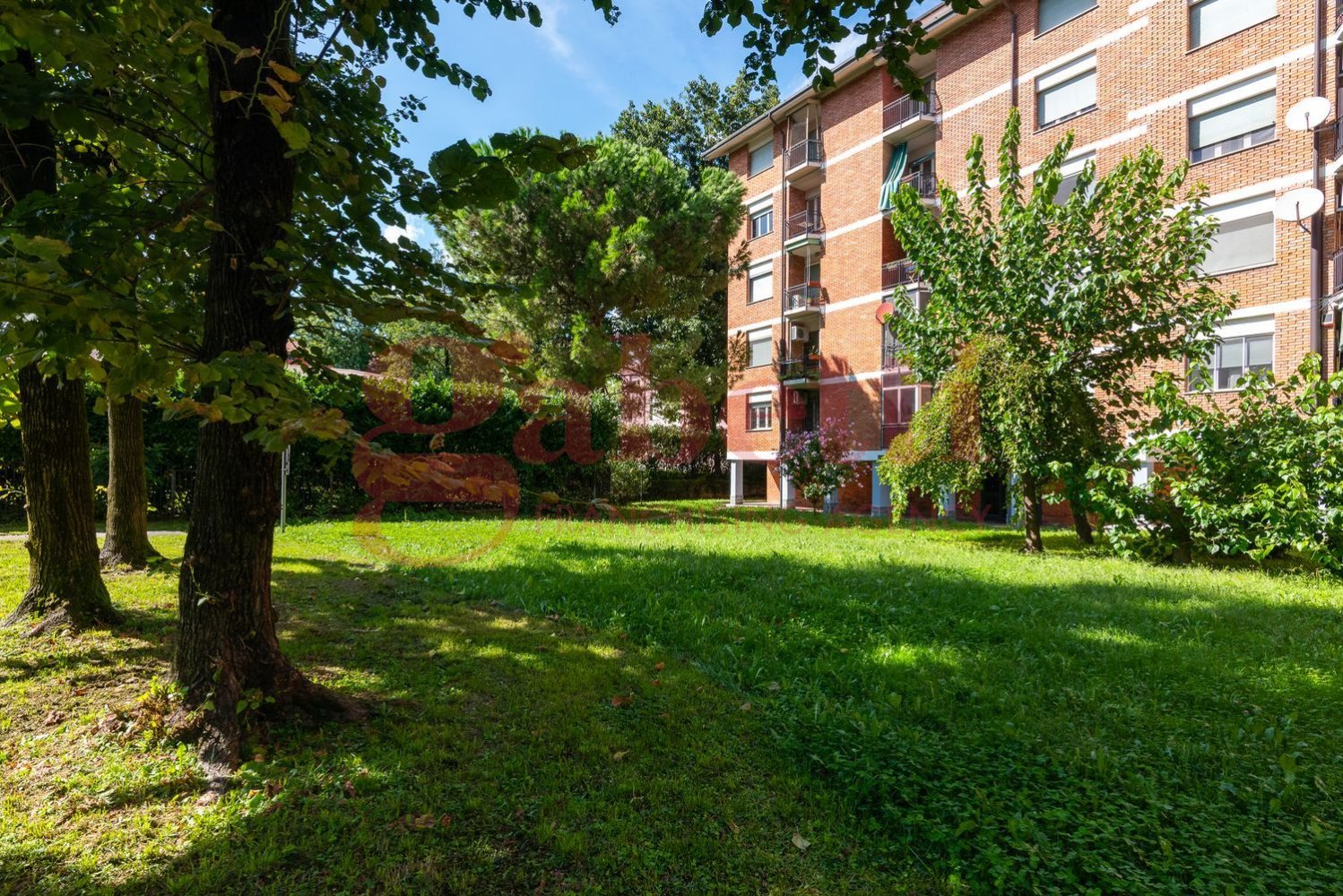 Apartamento de 3 dormitorios en Milan, Italy No. 364983