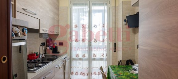 Apartamento de 3 dormitorios en Milan, Italy No. 364983 11
