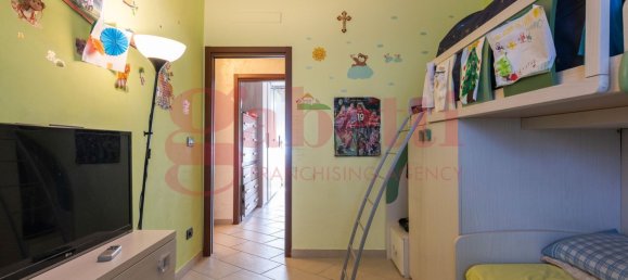 Apartamento de 3 dormitorios en Milan, Italy No. 364983 20