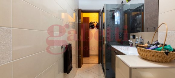 Apartamento de 3 dormitorios en Milan, Italy No. 364983 23
