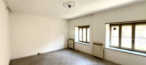 4-salle Bâtiment à Foglizzo, Italy No. 63050 5