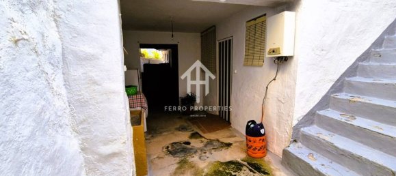 4 bedrooms House in Zagra, Spain No. 136329 26