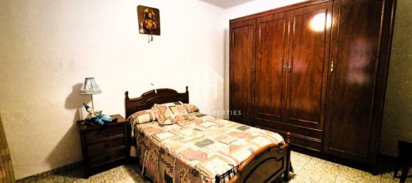 4 bedrooms House in Zagra, Spain No. 136329 14