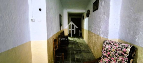 4 bedrooms House in Zagra, Spain No. 136329 40