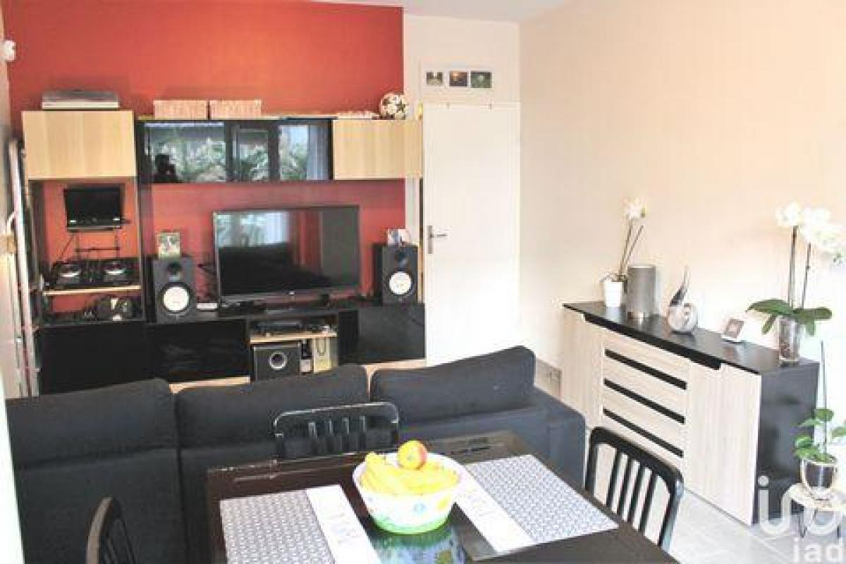 Estudio en el condominio en Argenteuil, France No. 35975