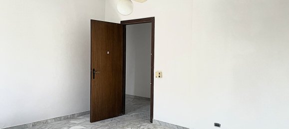4 rooms Apartment in Rome, Italy No. 307866 16