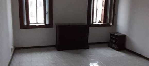 6 rooms Apartment in Ostiglia, Italy No. 222922 21