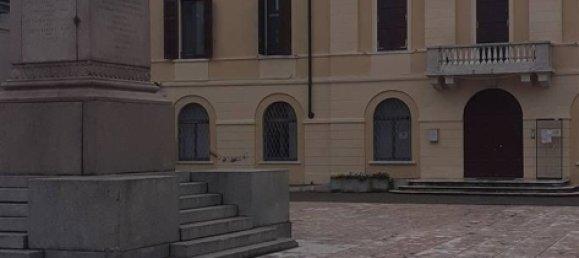 6 rooms Apartment in Ostiglia, Italy No. 222922 2