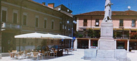 6 rooms Apartment in Ostiglia, Italy No. 222922 4