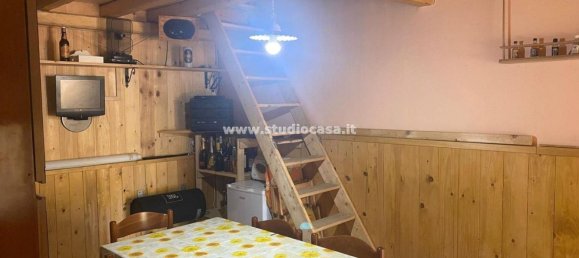 2 rooms House in Val Brembilla, Italy No. 154152 4