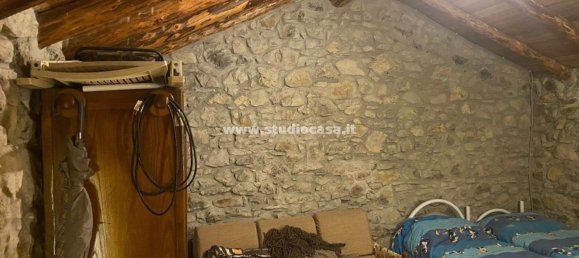2 rooms House in Val Brembilla, Italy No. 154152 27