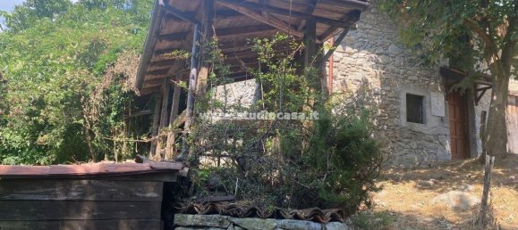 2 rooms House in Val Brembilla, Italy No. 154152 2