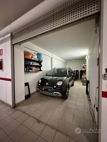 30m² Garage in Andria, Italy No. 281333