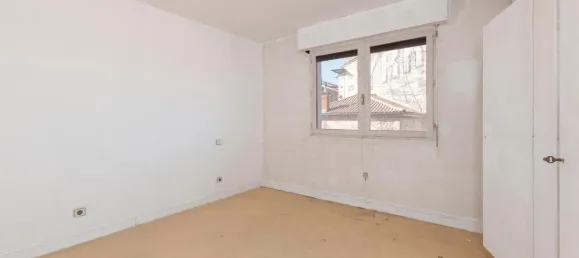 3 rooms Commercial property in Mont-de-Marsan, France No. 351032 14