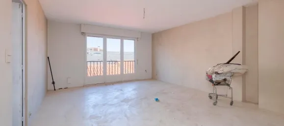 3 rooms Commercial property in Mont-de-Marsan, France No. 351032 12