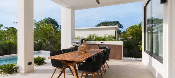 2 bedrooms Cafe / restaurant in Hua Hin, Thailand No. 6459 6