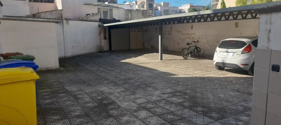 4-salle Appartement à Lecce, Italy No. 15613 18