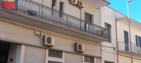 4-salle Appartement à Lecce, Italy No. 15613 62