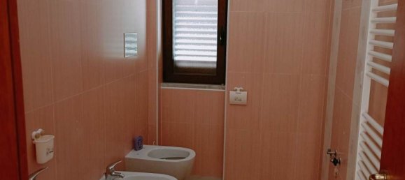 3 rooms Apartment in Salerno, Italy No. 274322 10