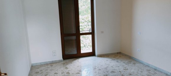3 rooms Apartment in Salerno, Italy No. 274322 28