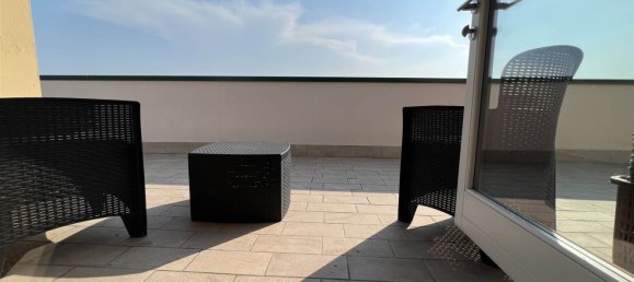 5 rooms Penthouse in Piacenza, Italy No. 92469 3