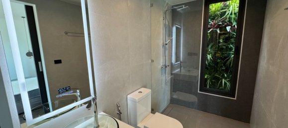 5 bedrooms Villa in Rawai, Thailand No. 8683 10