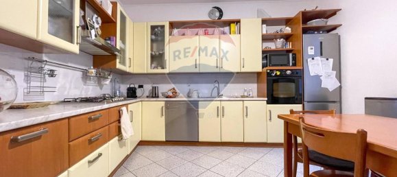 Квартира с 4 комнатами в Кантелло, Италия № 21895 42