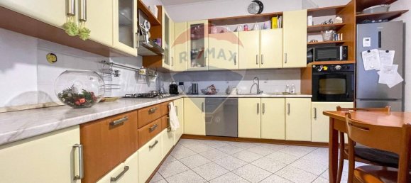 Квартира с 4 комнатами в Кантелло, Италия № 21895 17