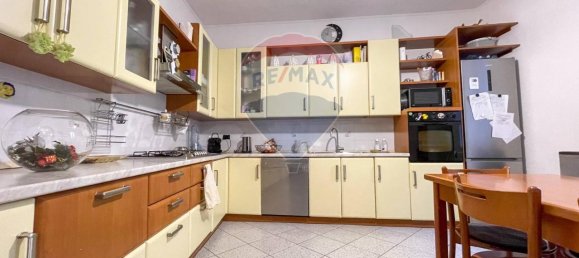 Квартира с 4 комнатами в Кантелло, Италия № 21895 15