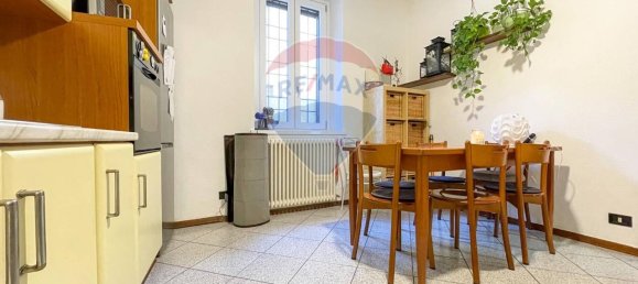 Квартира с 4 комнатами в Кантелло, Италия № 21895 39