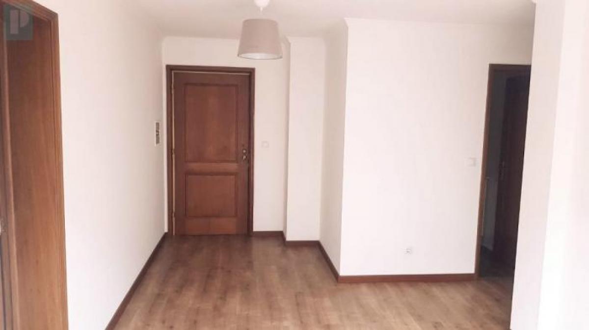 4 bedrooms Apartment in Vila Nova de Gaia, Portugal No. 4278