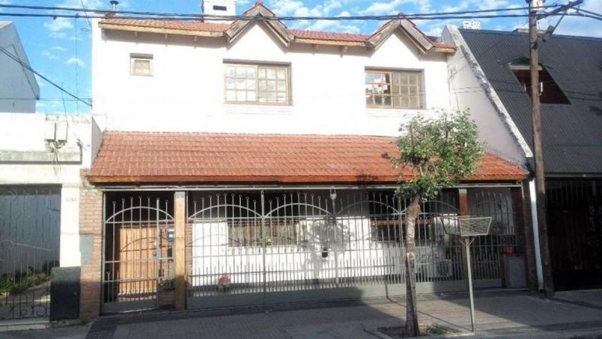 3 bedrooms House in Santa Fe, Argentina No. 16500