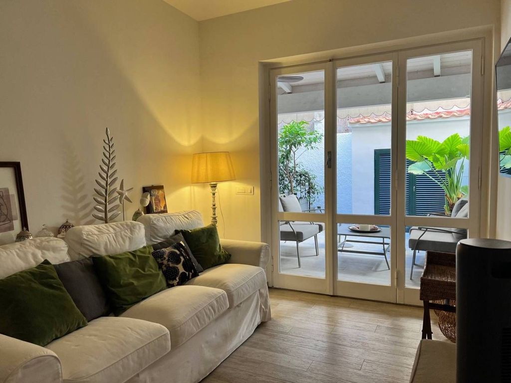 2 bedrooms Apartment in Monte Argentario, Italy No. 296907