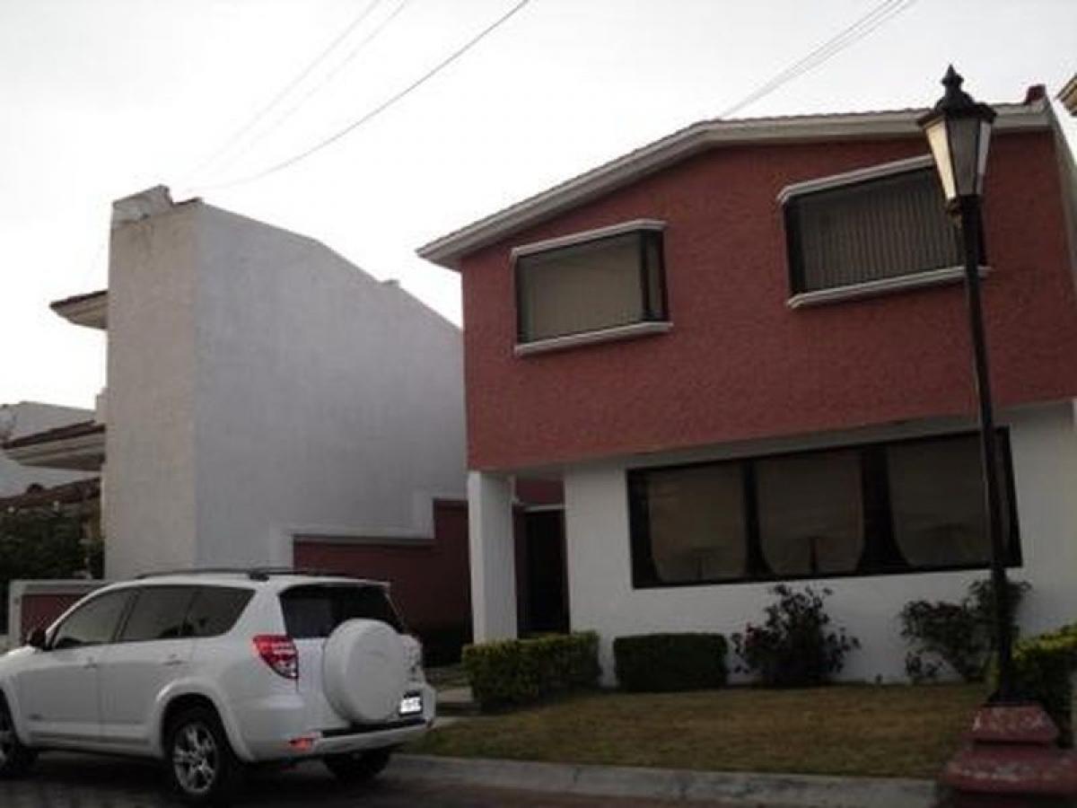 Дом с 3 спальнями в Мехико, Мексика № 210402