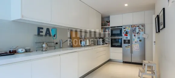 4 bedrooms House in Porto, Portugal No. 15943 20