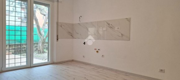 3 rooms Apartment in Rome, Italy No. 14804 14