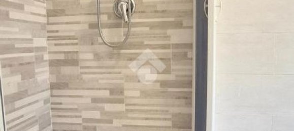 3 rooms Apartment in Rome, Italy No. 14804 6