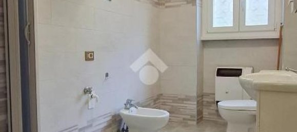 3 rooms Apartment in Rome, Italy No. 14804 5
