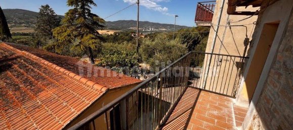 2 bedrooms House in Perugia, Italy No. 258874 15