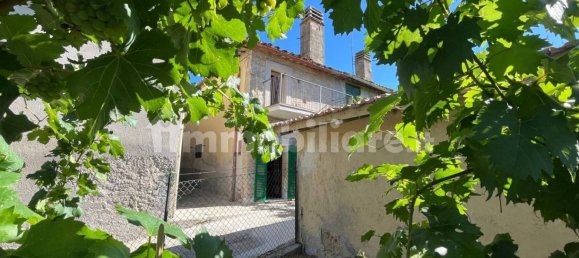 2 bedrooms House in Perugia, Italy No. 258874 2