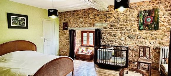 Casa de 8 habitaciónes en Combourtille, France No. 205382 14